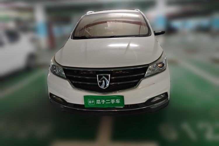 Used Baojun 730 2017 1.5T Manual Fashion Version 7 Seats China V Emission Standard Front