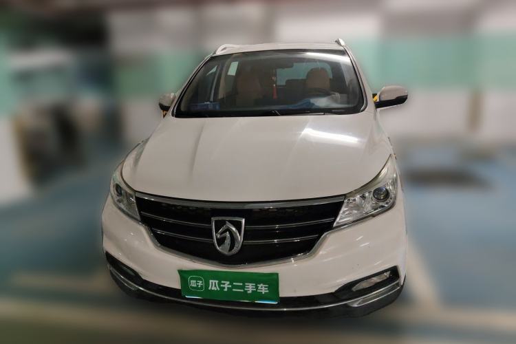 Used Baojun 730 2017 1.5T Manual Fashion Version 7 Seats China V Emission Standard Front
