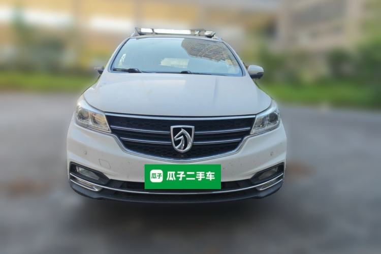 Used Baojun 730 2017 1.5T Manual Style 7 Seats China V Front