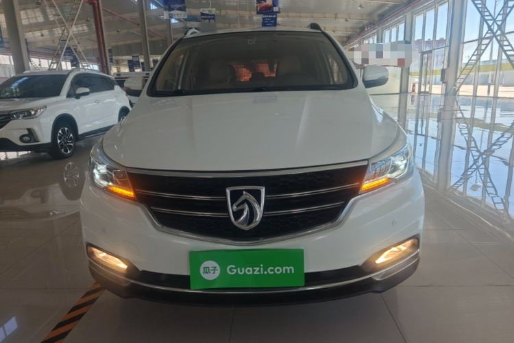 Used Baojun 730 2017 1.8L iAMT Luxury Version 7-Seater Front