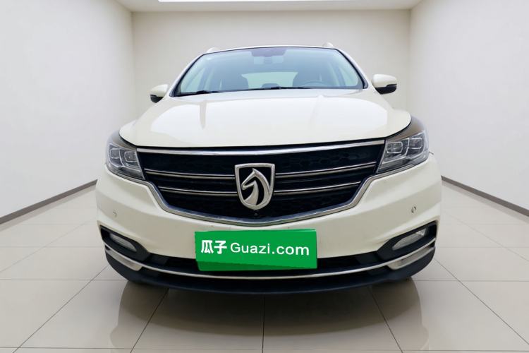 Used Baojun 730 2017 1.8L iAMT Prestige Version 7 Seats Front