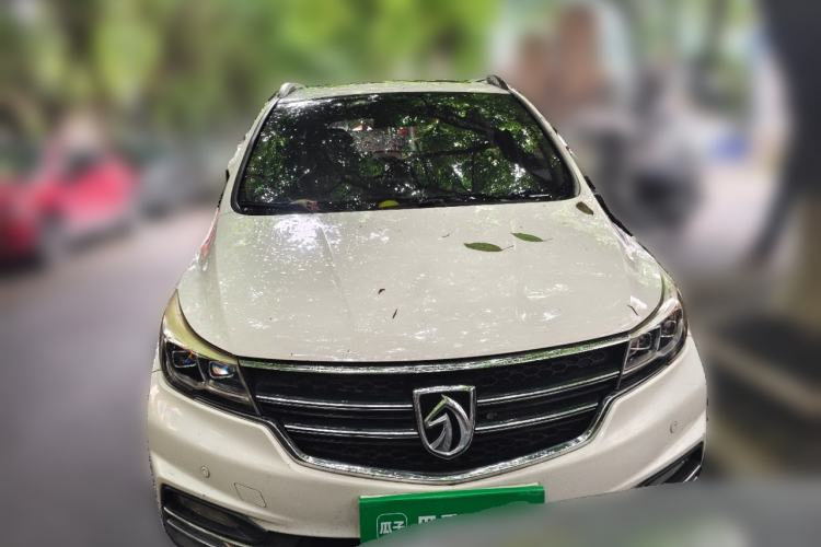 Used Baojun 730 2017 1.8L iAMT Luxury Version 7-Seater Front