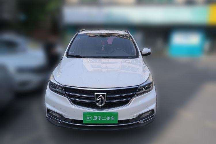 Used Baojun 730 2017 1.5T Manual Zhishang Model 7 Seats China V Emission Standard Front