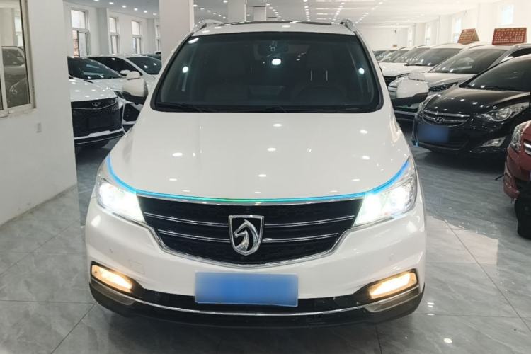 Used Baojun 730 2017 1.5T Manual Style 7 Seats China V Front