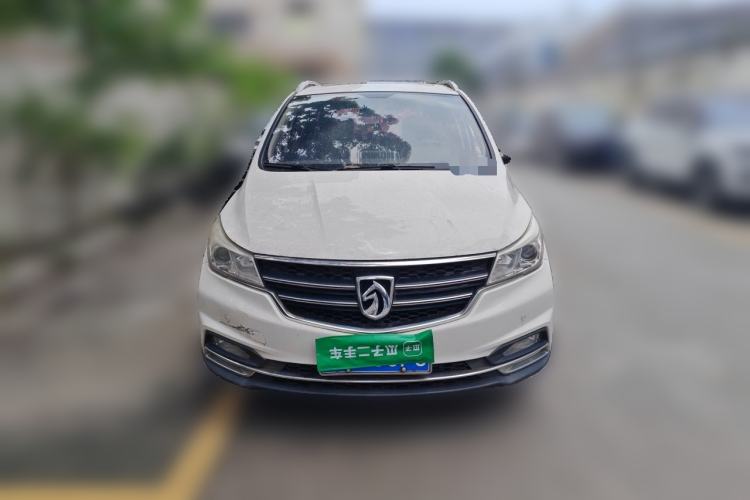 Used Baojun 730 2017 1.5T Manual Fashion Version 7 Seats China V Emission Standard Front