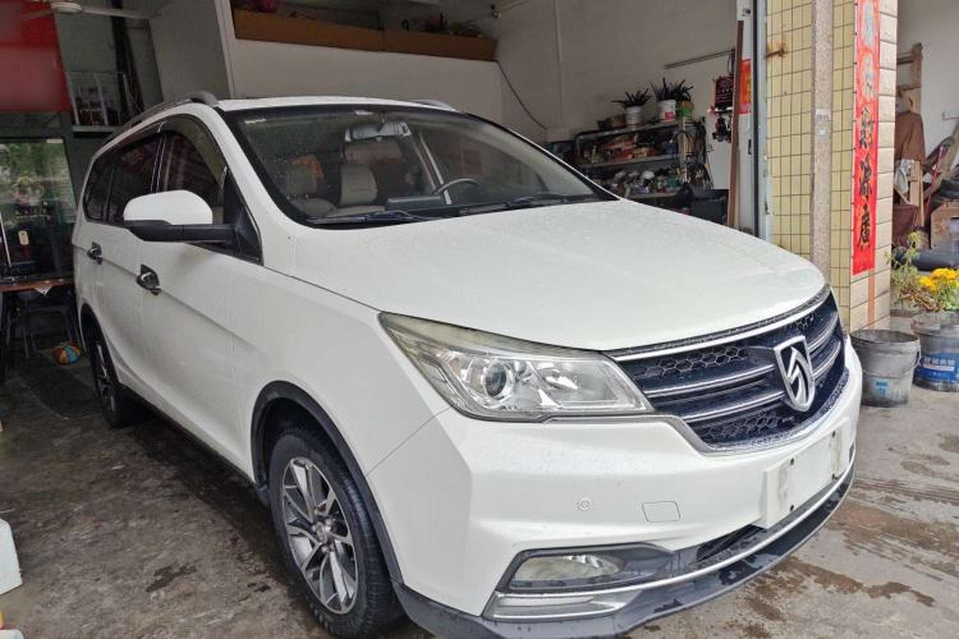 Used Baojun 730 2017 1.5T DCT Fashion Edition 7-Seater China V Emission Standard Front Right 45 Deg