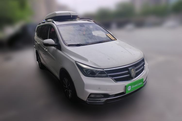 Used Baojun 730 2017 1.5T DCT Flagship Model 7 Seats China V Emission Standard Front Right 45 Deg