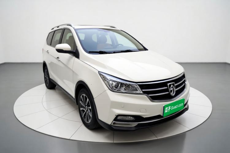 Used Baojun 730 2017 1.5T Manual Style 7 Seats China V Front Right 45 Deg