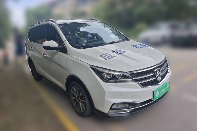 Used Baojun 730 2017 1.5T DCT Flagship Model 7 Seats China V Emission Standard Front Right 45 Deg