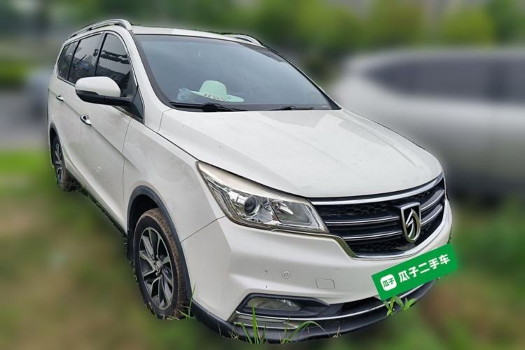 Used Baojun 730 2017 1.5T Manual Style 7 Seats China V Front Right 45 Deg