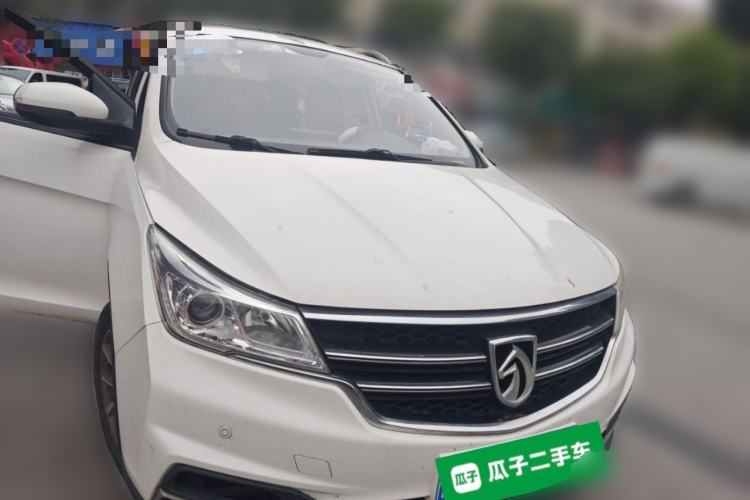 Used Baojun 730 2017 1.5T Manual Style 7 Seats China V Front Right 45 Deg