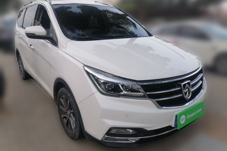 Used Baojun 730 2017 1.5T DCT Flagship Model 7 Seats China V Emission Standard Front Right 45 Deg