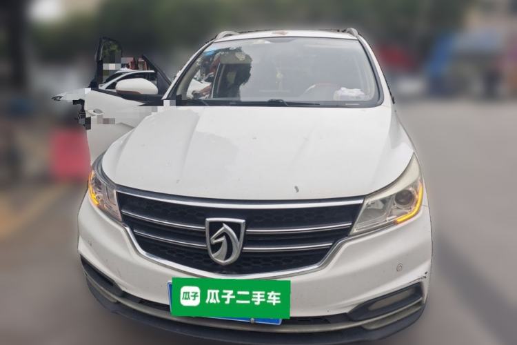 Used Baojun 730 2017 1.5T Manual Style 7 Seats China V Front