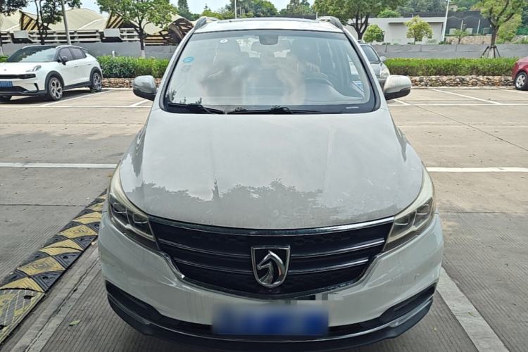 Used Baojun 730 2017 1.8L iAMT Prestige Version 7 Seats Front