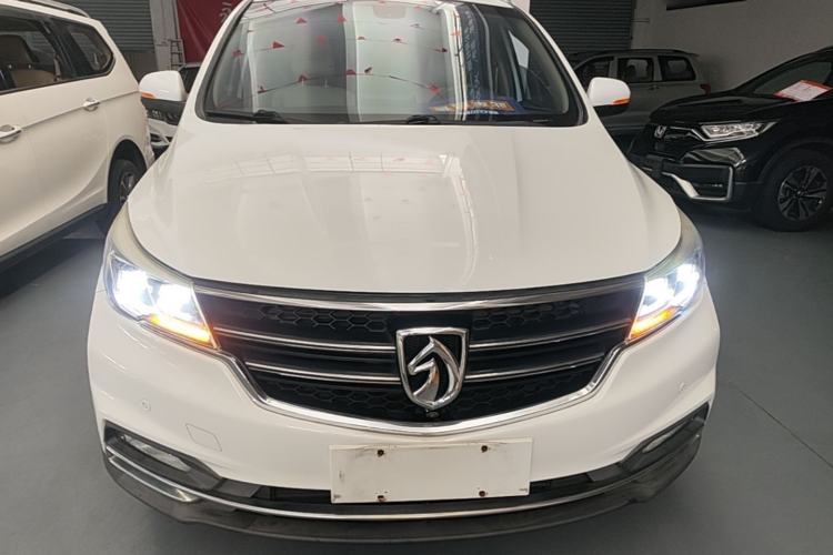 Used Baojun 730 2017 1.8L iAMT Prestige Version 7 Seats Front