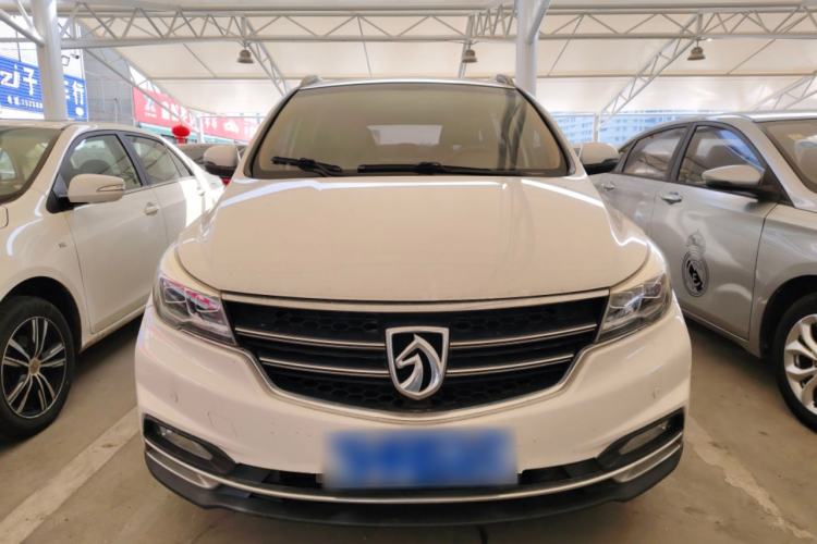 Used Baojun 730 2017 1.8L iAMT Luxury Version 7-Seater Front