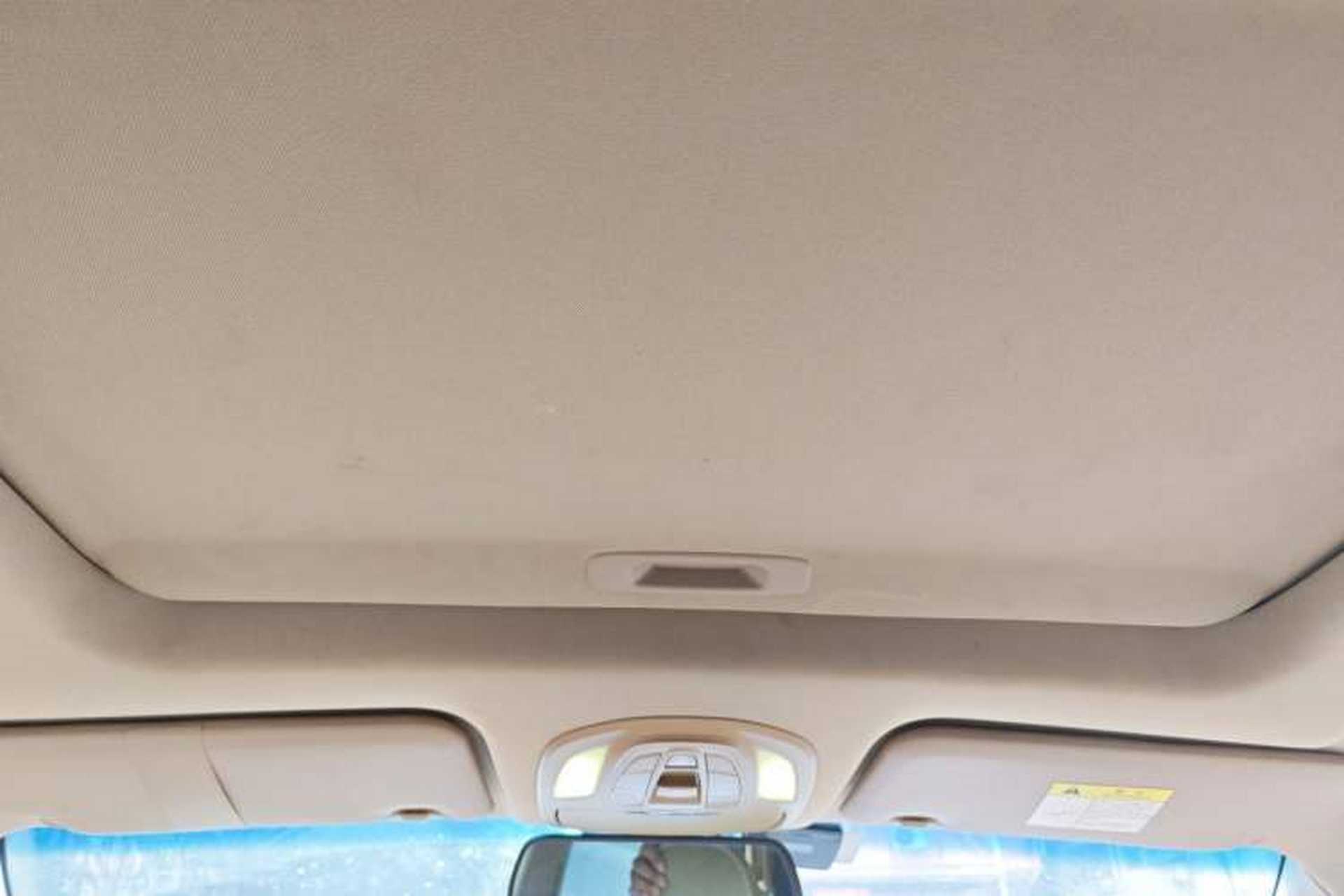 Used Baojun 730 2017 1.8L iAMT Luxury Version 7-Seater Headliner