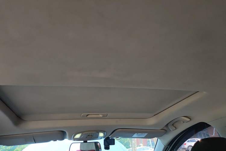 Used Baojun 730 2017 1.5T Manual Style 7 Seats China V Headliner