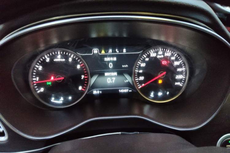 Used Baojun 730 2017 1.5T Manual Prestige Version 7 Seats Instrument Cluster