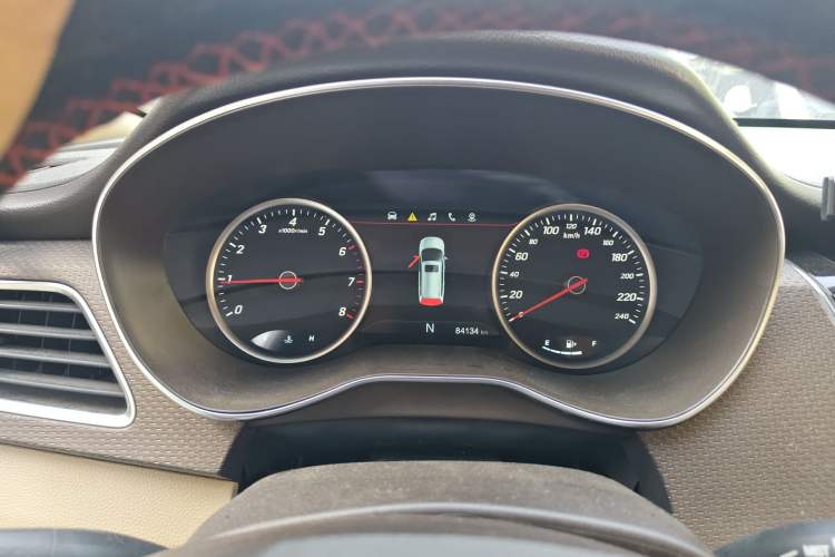 Used Baojun 730 2017 1.8L iAMT Luxury Version 7-Seater Instrument Cluster