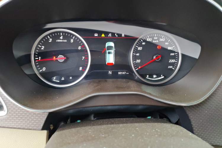 Used Baojun 730 2017 1.8L iAMT Luxury Version 7-Seater Instrument Cluster