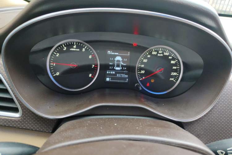 Used Baojun 730 2017 1.5T Manual Fashion Version 7 Seats China V Emission Standard Instrument Cluster