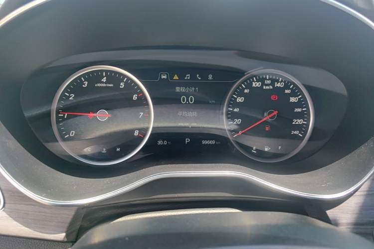 Used Baojun 730 2017 1.5T DCT Flagship Model 7 Seats China V Emission Standard Instrument Cluster