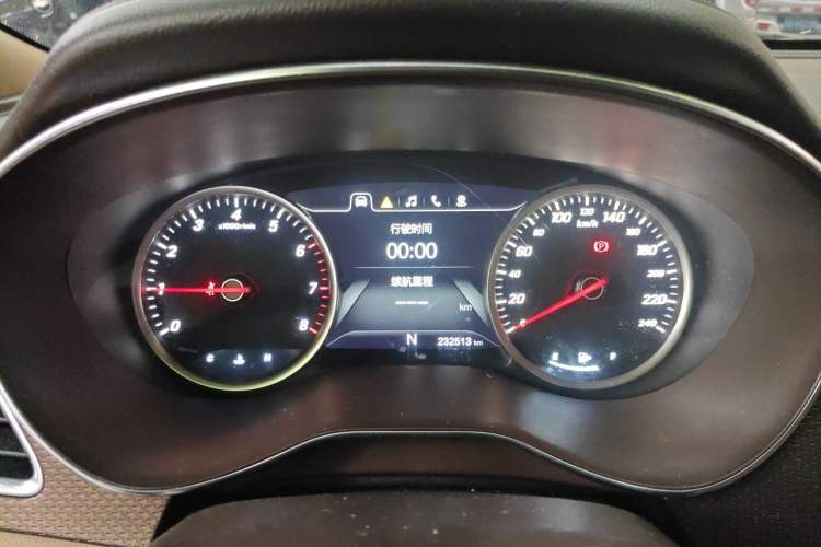 Used Baojun 730 2017 1.8L iAMT Luxury Version 7-Seater Instrument Cluster
