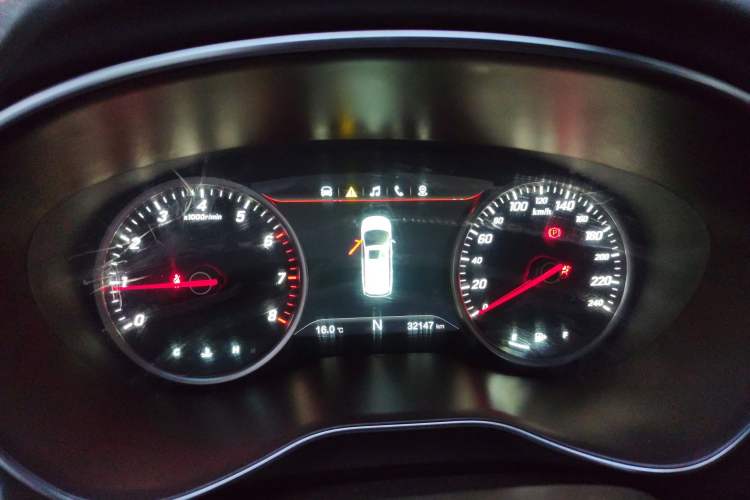 Used Baojun 730 2017 1.8L iAMT Prestige Version 7 Seats Instrument Cluster