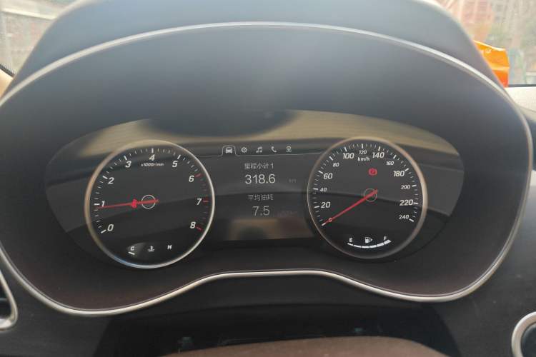 Used Baojun 730 2017 1.5T Manual Prestige Version 7 Seats Instrument Cluster