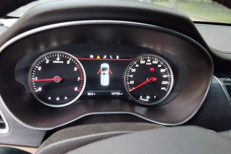 Used Baojun 730 2017 1.5T Manual Prestige Version 7 Seats Instrument Cluster