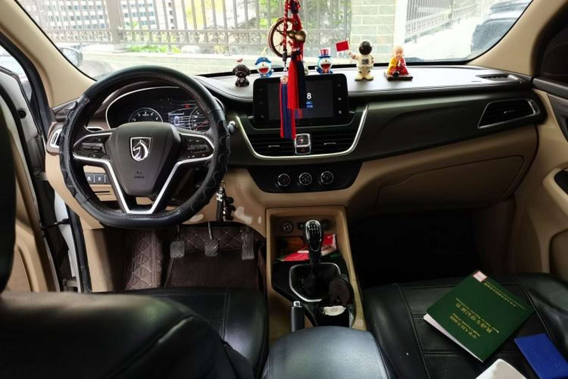 Used Baojun 730 2017 1.5T Manual Fashion Version 7 Seats China V Emission Standard Interior 2