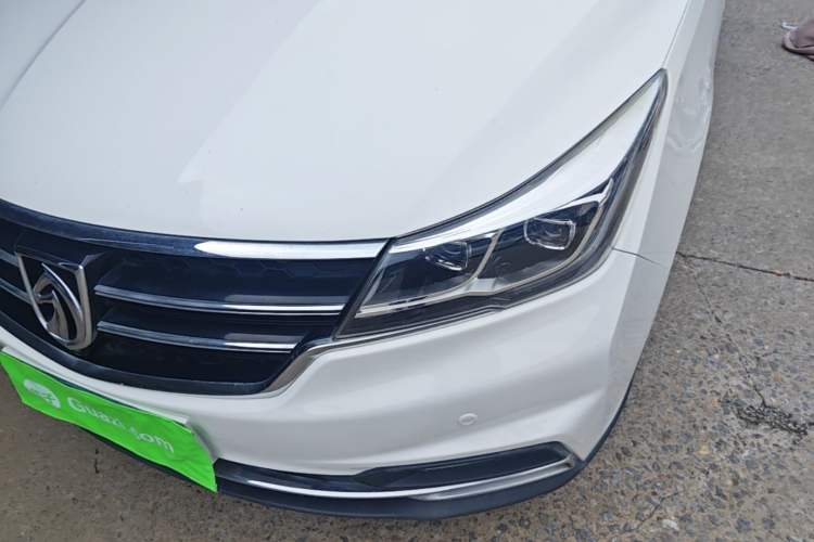 Used Baojun 730 2017 1.5T DCT Flagship Model 7 Seats China V Emission Standard Left Front Headlight