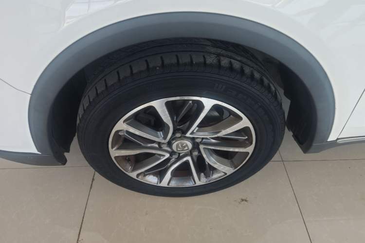 Used Baojun 730 2017 1.8L iAMT Luxury Version 7-Seater Left Front Wheel Hub