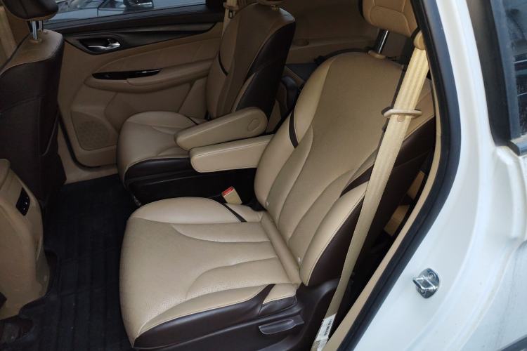 Used Baojun 730 2017 1.8L iAMT Prestige Version 7 Seats Left Rear Seat