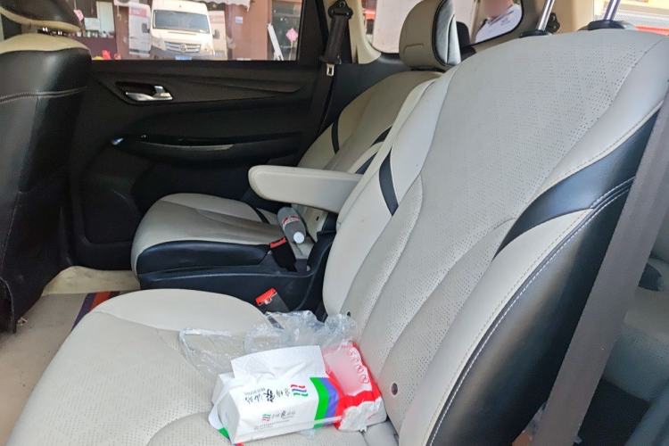 Used Baojun 730 2017 1.5T Manual Style 7 Seats China V Left Rear Seat