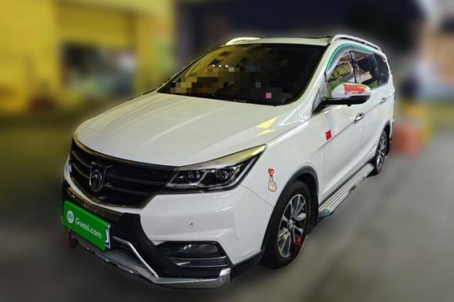 Used Baojun 730 2017 1.5T DCT Flagship Model 7 Seats China V Emission Standard