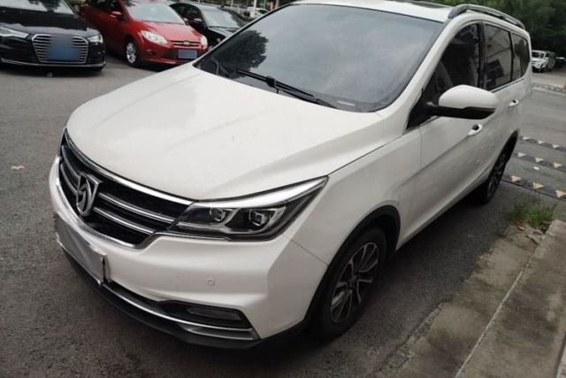 Baojun 730 2017 1.8L iAMT Prestige Version 7 Seats usado