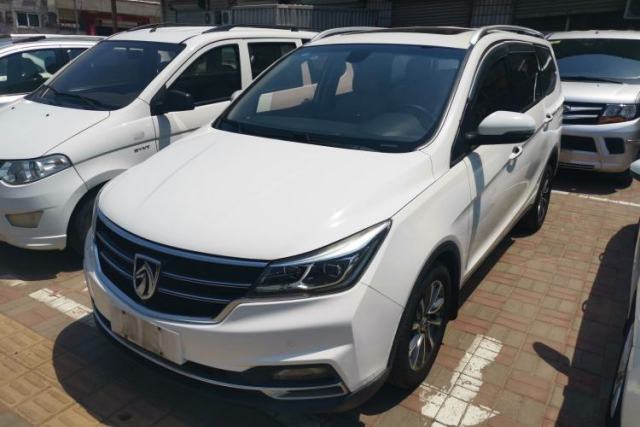 Used Baojun 730 2017 1.5T DCT Flagship Model 7 Seats China V Emission Standard