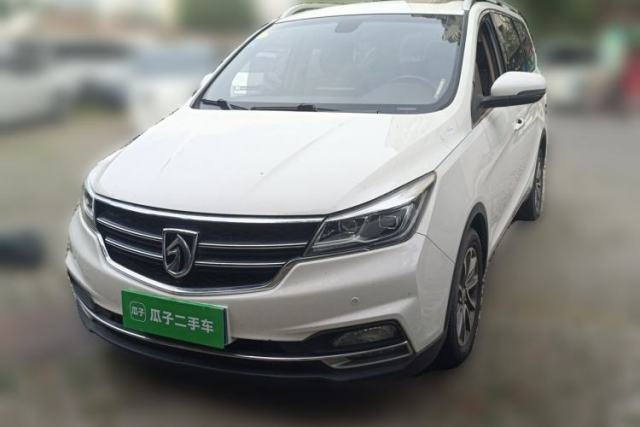Used Baojun 730 2017 1.5T Manual Prestige Version 7 Seats