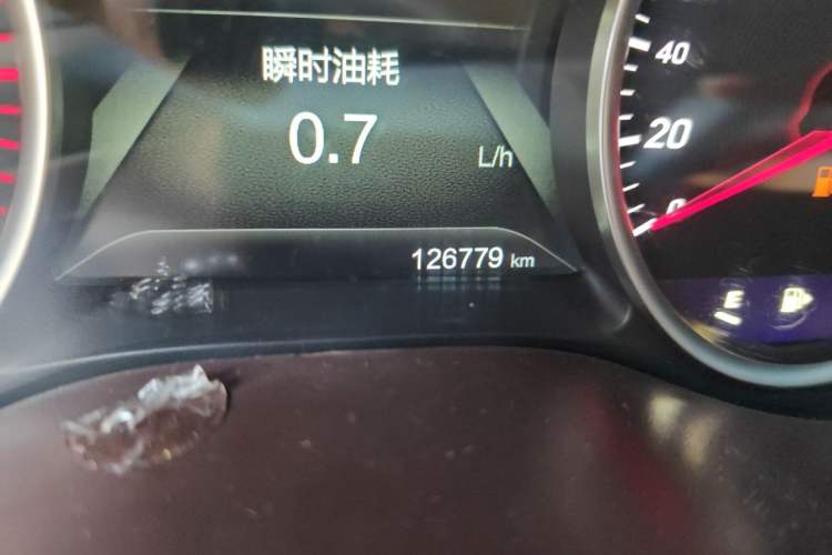 Used Baojun 730 2017 1.5T Manual Style 7 Seats China V Odometer Close Up