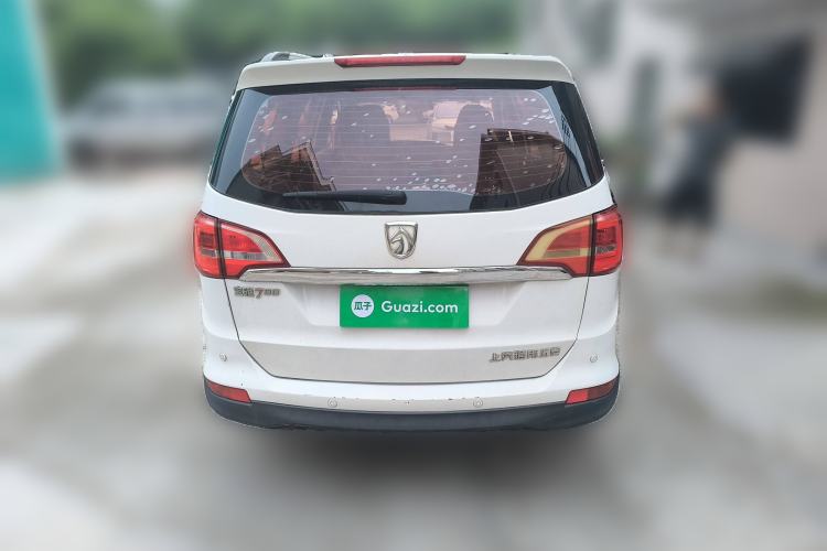 Used Baojun 730 2017 1.5T Manual Fashion Version 7 Seats China V Emission Standard Rear