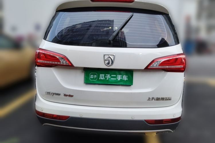 Used Baojun 730 2017 1.5T Manual Prestige Version 7 Seats Rear