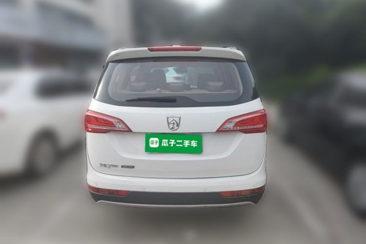 Used Baojun 730 2017 1.8L iAMT Prestige Version 7 Seats Rear