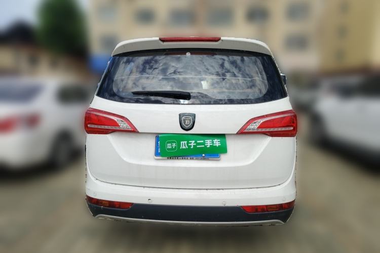 Used Baojun 730 2017 1.8L iAMT Prestige Version 7 Seats Rear