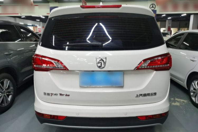 Used Baojun 730 2017 1.5T DCT Flagship Model 7 Seats China V Emission Standard Rear