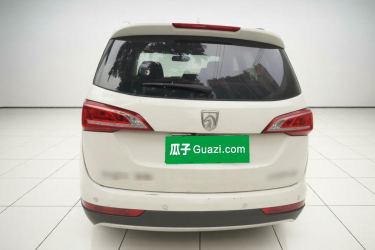 Used Baojun 730 2017 1.5T Manual Fashion Version 7 Seats China V Emission Standard Rear