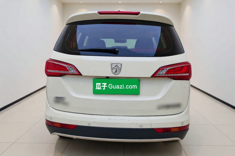 Used Baojun 730 2017 1.8L iAMT Prestige Version 7 Seats Rear