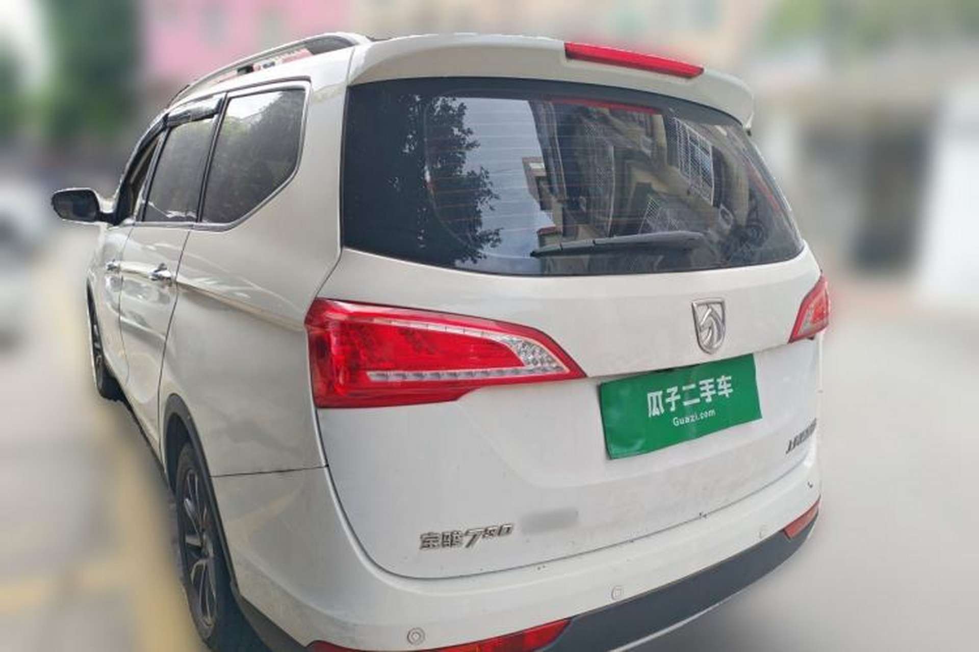 Used Baojun 730 2017 1.8L iAMT Luxury Version 7-Seater Rear Left 45 Deg