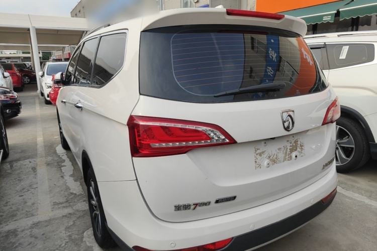 Used Baojun 730 2017 1.8L iAMT Luxury Version 7-Seater Rear Left 45 Deg